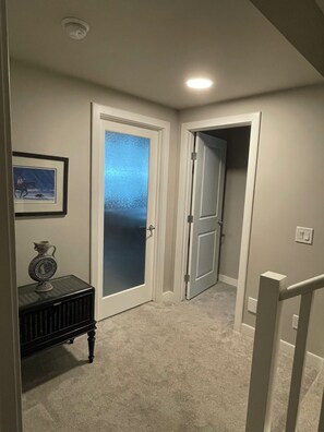 Interior - Two Bedroom Basement Suite (Calgary)