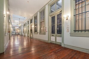 Interior - The Mensing Loft • Gilded Age Strand • Walk to Everything (Galveston)