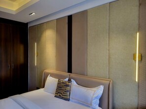 3 bedrooms, iron/ironing board, WiFi, bed sheets - Exquisitely premium comfort, privacy, and executive-class ambiance. (Lagos)