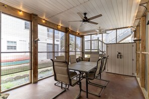 Dining - Breaking Tables & Waves (Oak Island)