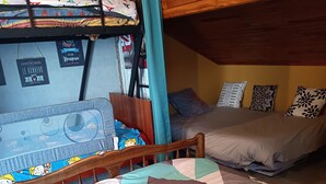 2 室のベッドルーム、WiFi、ベッドシーツ