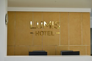 Lobby - Lumis Hotel (Bengaluru)