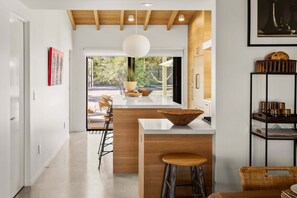 Interior - The Villa - Modern Meditative PS Retreat (Palm Springs)
