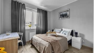 Schreibtisch, Bügeleisen/Bügelbrett, WLAN, Bettwäsche