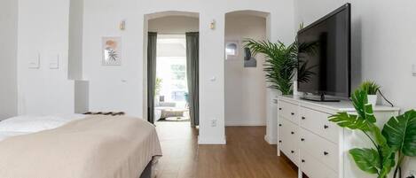 Blackout drapes, iron/ironing board, free WiFi