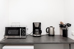 Design Condo, Kitchen, Garden View | Interior - Global Living Berlin Rosenthaler Platz (Berlin)