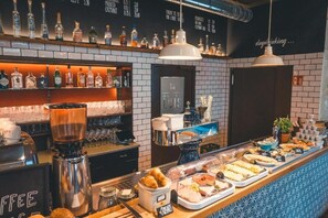 Dining - Luis City Apartments (Regensburg)