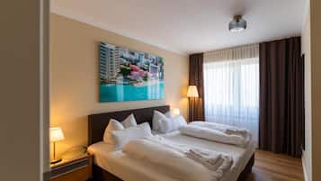 Laptopgeeigneter Arbeitsplatz, Verdunkelungsvorhänge