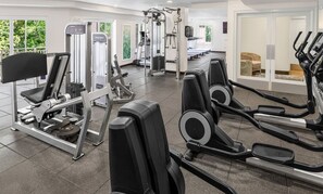 Fitness facility - Lovely 2-bedroom villa in Hilton Head Island perfect for relaxing stays (Hilton Head Island)