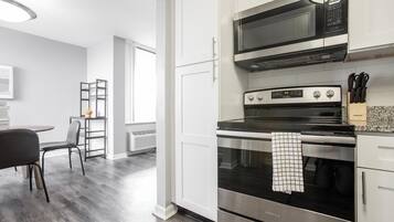 Apartment (2 Bedrooms) | Private kitchen | Fridge