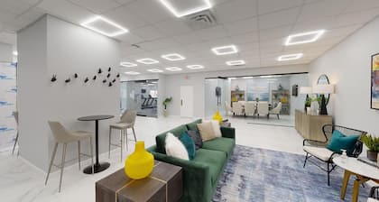 Landing Beautiful Studio, Game Room, Gym