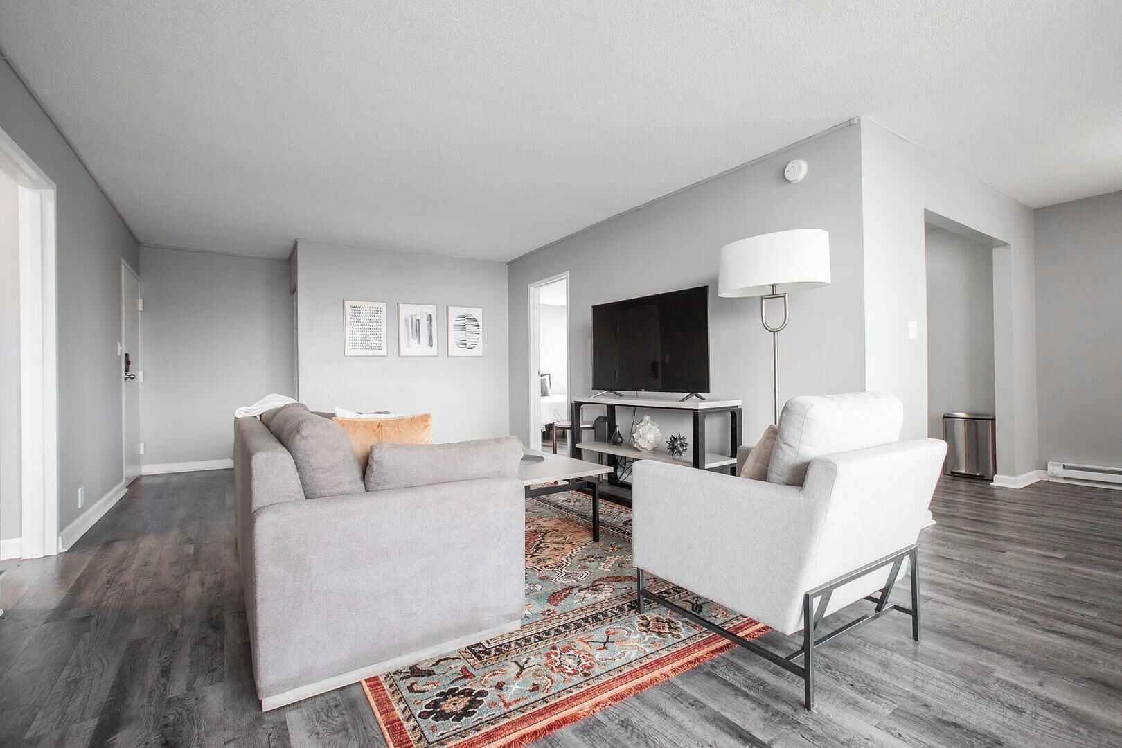 المنشأة من الداخل