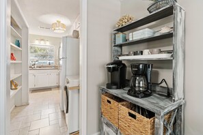 Interior - Heart of SSI Village, Sweet Magnolia at St. Simons Pier w/AC and Parking. (St. Simons Island)