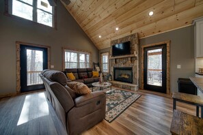 TV, fireplace, offices