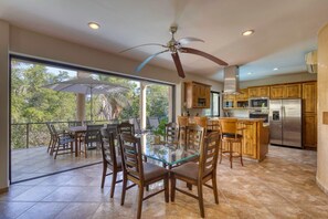Dining - Cabo Bello Villa:Beach access, Private Pool, Gated Community. (Cabo San lukas)