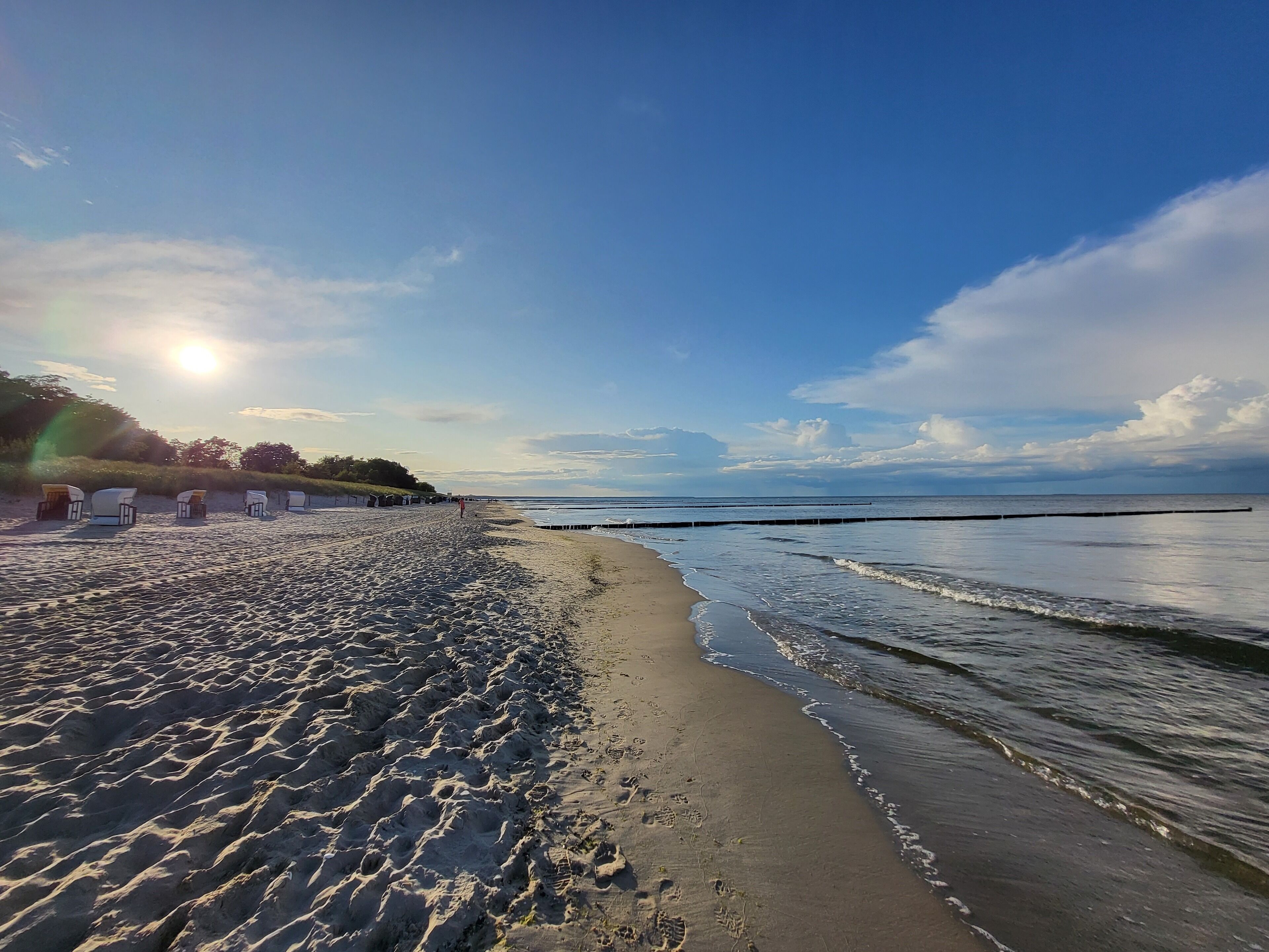 Beach nearby, sun loungers