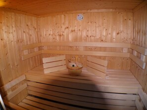 Sauna - Reethus for 6 adults & 2 small children, 3 bedrooms, 2 bathrooms, garden, sauna, fireplace, fenced (Zempin)