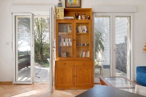 Interior - Seaside Escape with Sea View and Private Terrace – 11 Jos (Pornic)