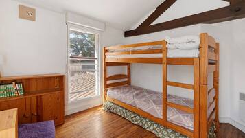 Een strijkplank/strijkijzer