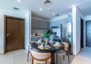 Private kitchen - Unforgettable Canal & Sea View (Dubai)