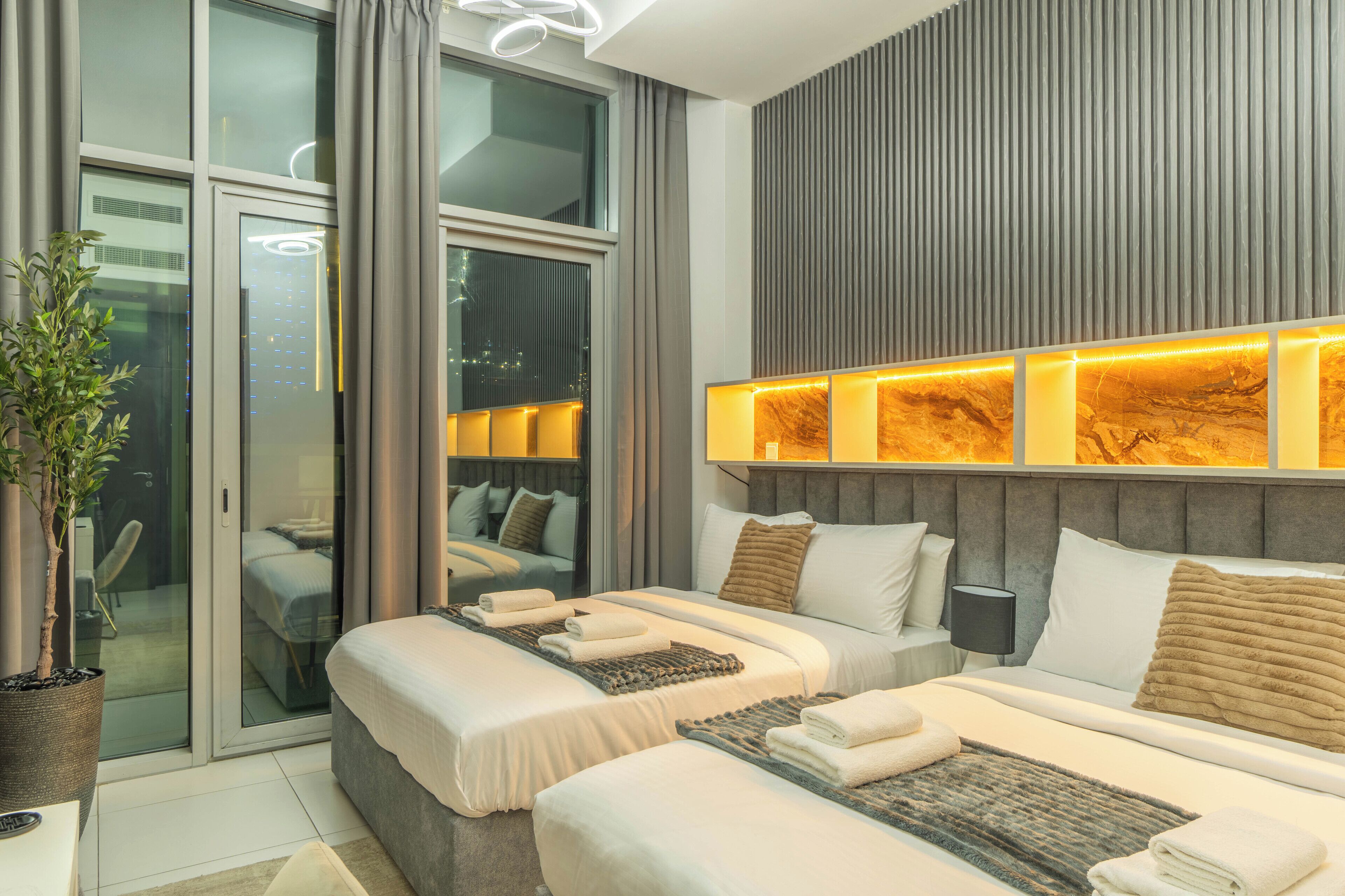 Iron/ironing board, free WiFi