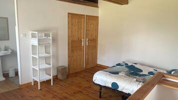 1 bedroom, iron/ironing board, bed sheets