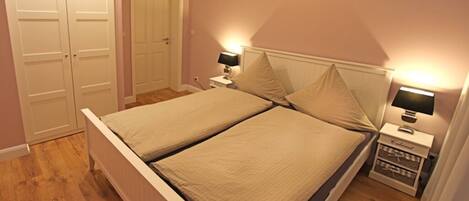 3 bedrooms, Internet, bed sheets