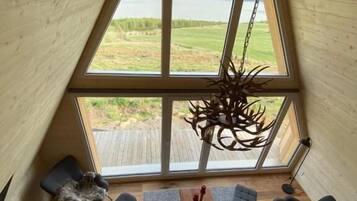 Superior Chalet, Lake View | Interior