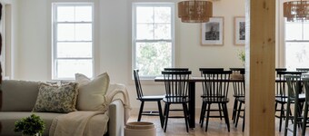 Lakefront Lodge Suite - The Forest Hill Lodge