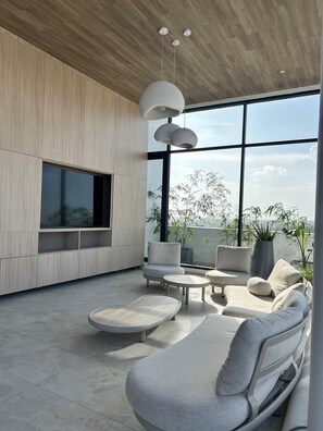 Interior - Imma's Elite 5 Stars Living Nyali (King Size Bed). Close to the Beach. (Mombasa)