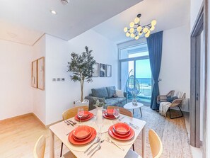 Dining - Super Luxury Flat Design with Sea View (Dubai)