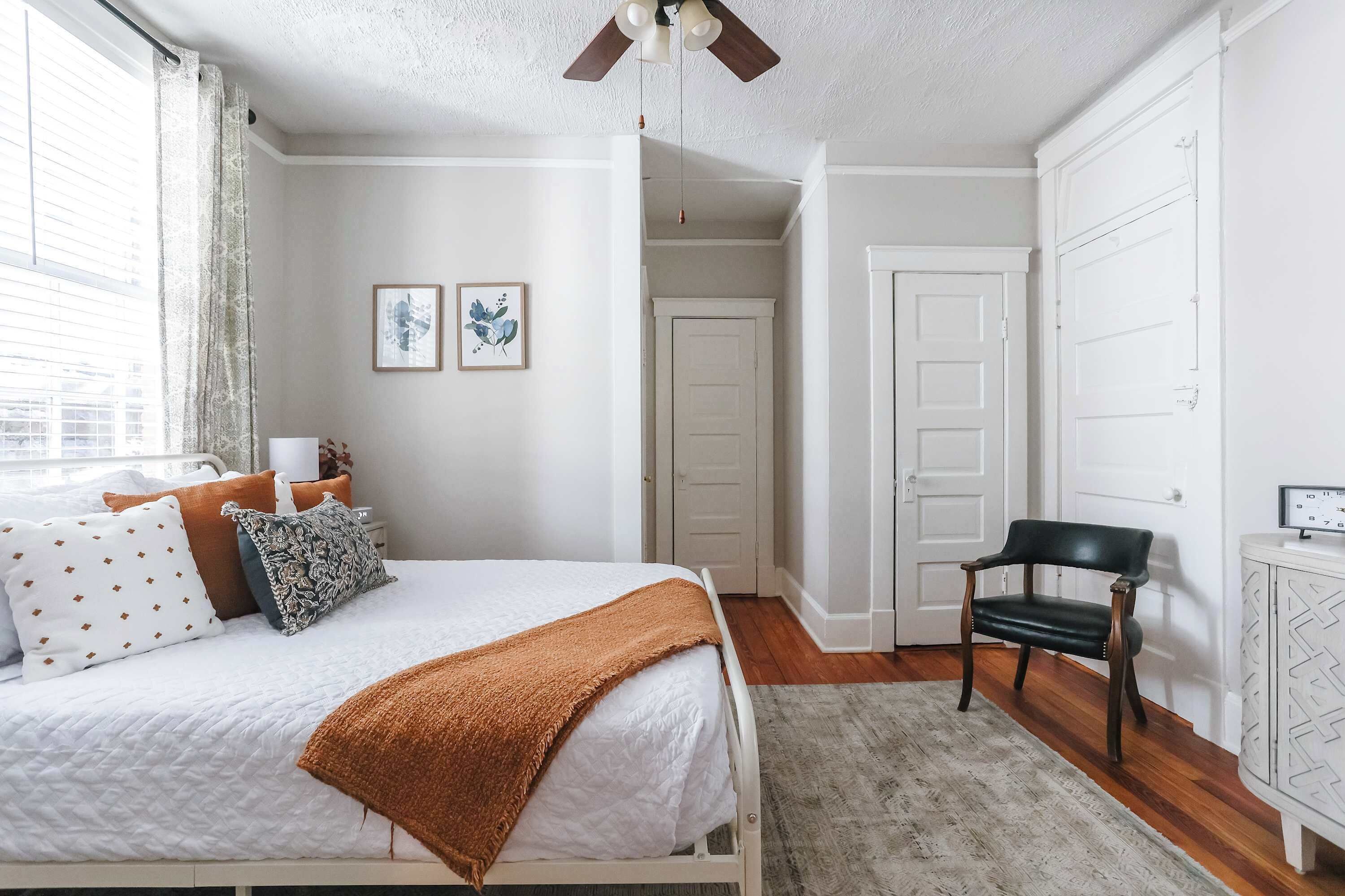 1 bedroom, iron/ironing board, travel cot, WiFi