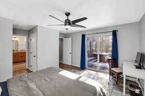 3 chambres, fer et planche à repasser, accès au Wi-Fi (inclus)