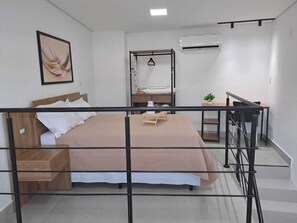 Iron/ironing board, WiFi, bed sheets - Loft 7 - Fully Furnished and Cozy with Self Check-in (Jardim America Indaiatuba)