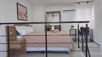 Strykjärn/strykbräda, wi-fi och sängkläder