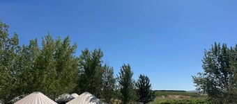 10 Yurts - #9 - Glamping by the Gorge & Cave B