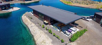 The Point at the Lakes - Cave B