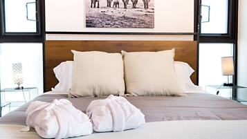 WiFi, bed sheets