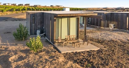 Champagne Lounge 11D Cave B Ridge, Views & Wine