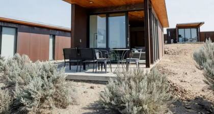 Wine Down in 3C at Cave B Ridge