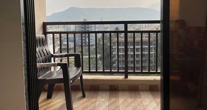 Beautiful 1-bedroom apartment with AC in Neral, Matheran View, Personal Terrace