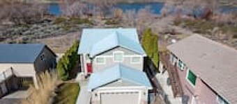 Sunland Escape Near Cave B and Gorge