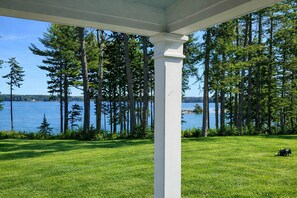 Property grounds - Tranquility Redefined. The Maine House on Dingley (Harpswell)