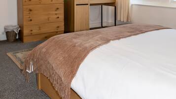 2 bedrooms, individually decorated, individually furnished, free WiFi