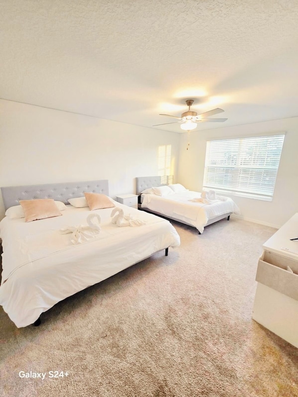 6 bedrooms, WiFi, wheelchair access