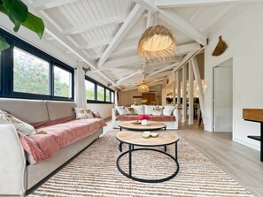 Smart TV - Pearl of the bay, beautiful 2 bedrooms in Anse Marcel (Cul-de-Sac)