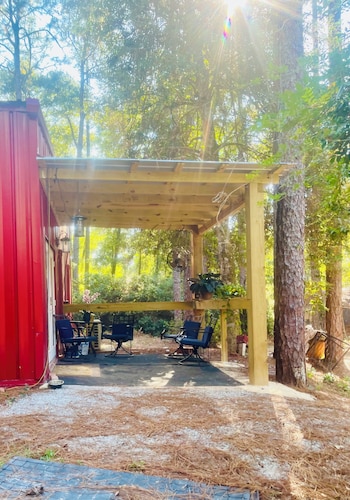 Perfect 1-bedroom  Barndominium  with AC in charming Summerdale/ Fish River
