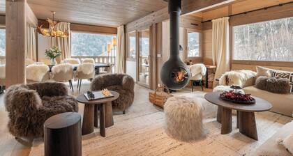 Chalet Quatre Coeurs with sauna in Saint Gervais