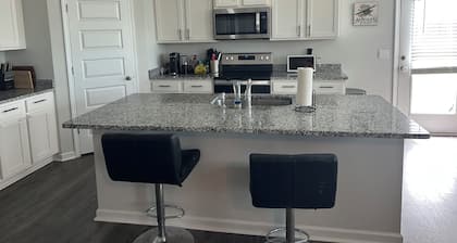 Masters Week Stay – Modern 4BR Home Near Augusta National