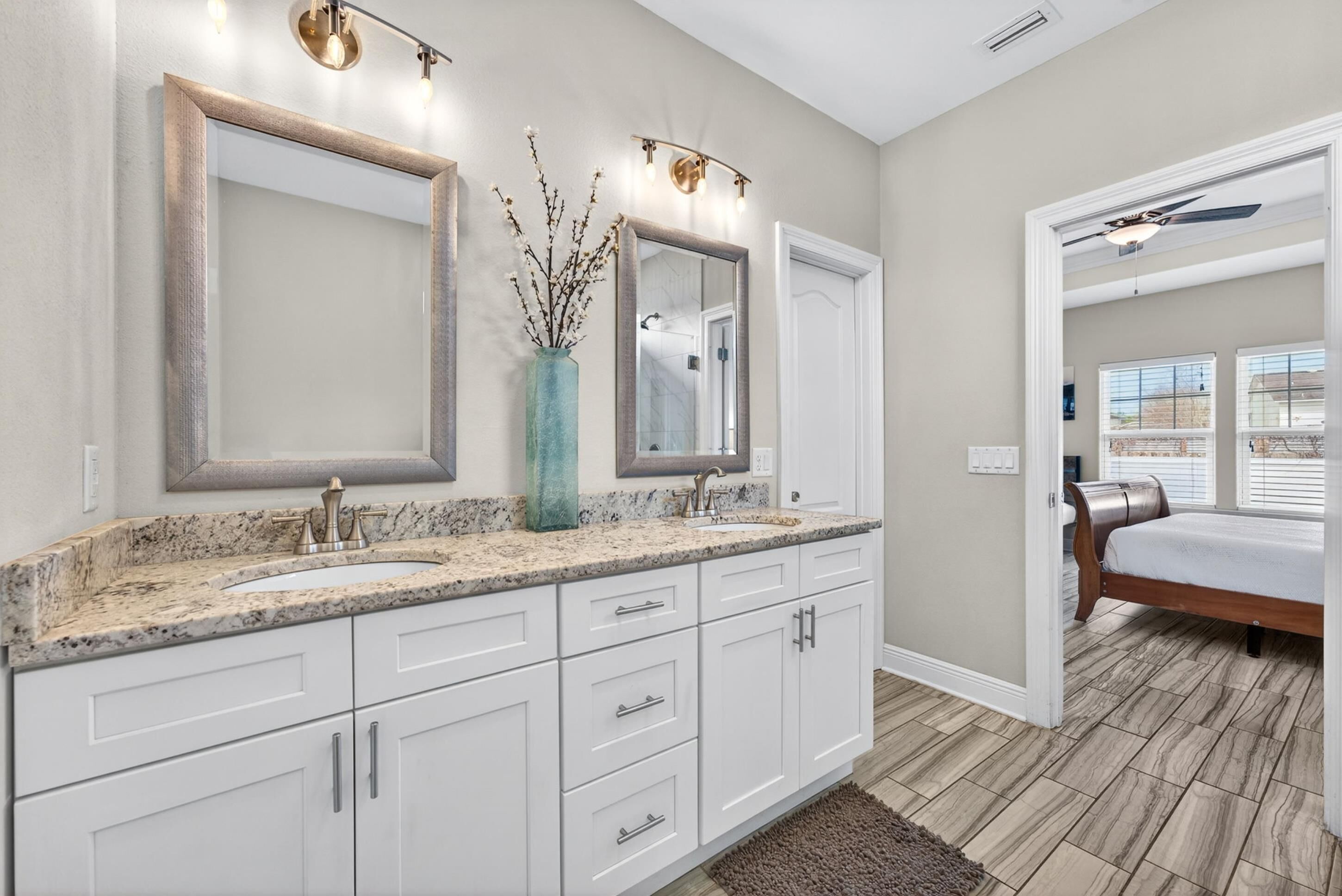 House | Bathroom | Free toiletries, hair dryer, towels, toilet paper